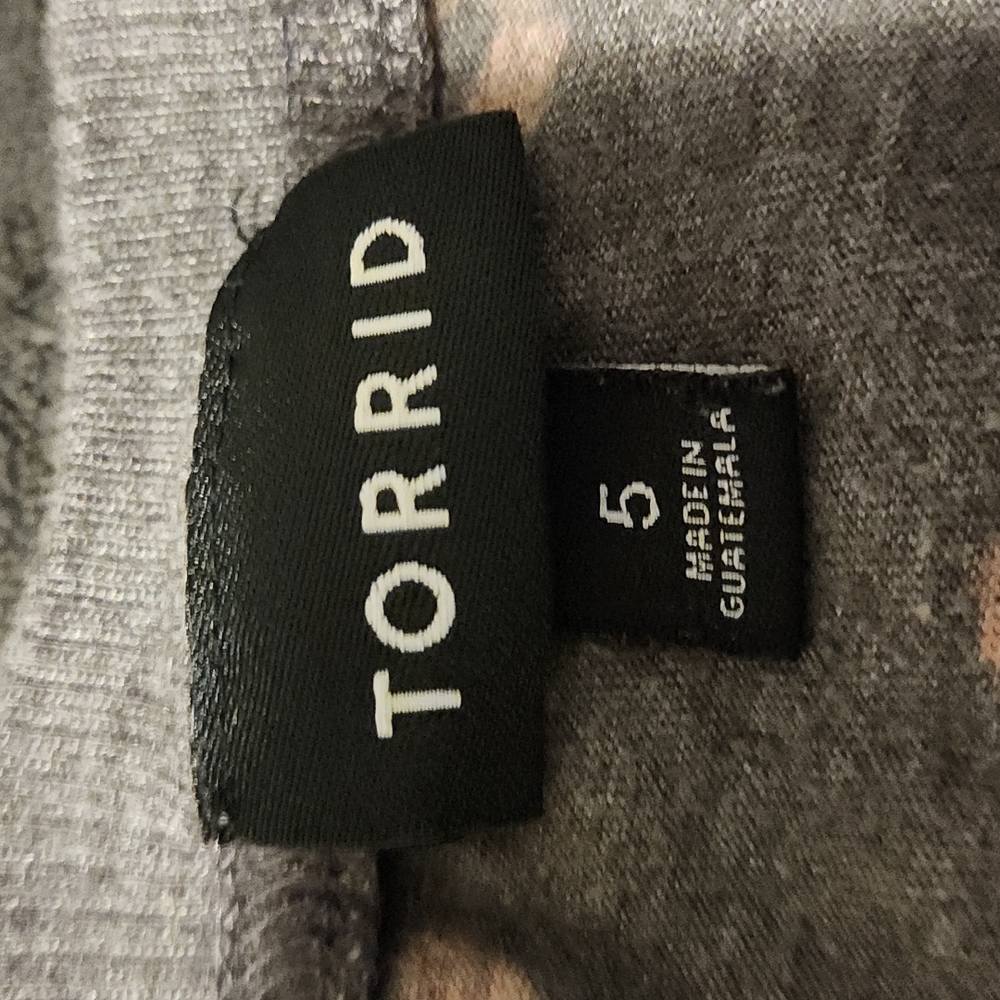 Torrid Top - Picture 4 of 6